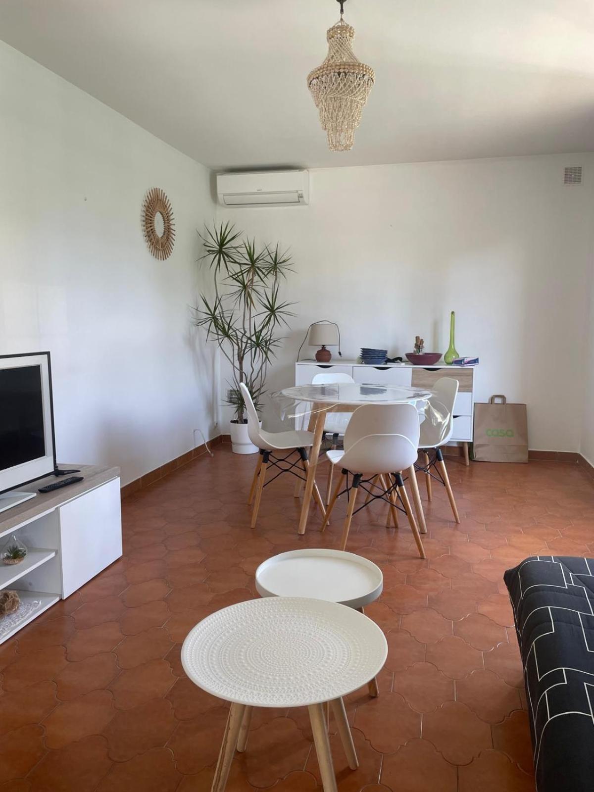 T2 En Rez De Villa Sanary-sur-Mer Buitenkant foto